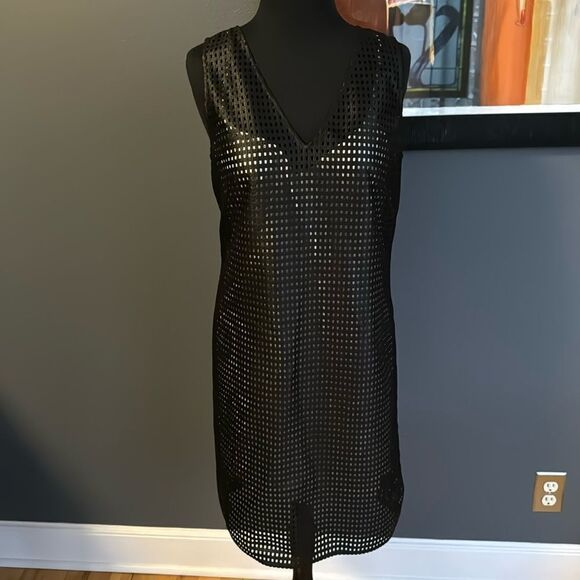 Andrew Marc black thick mesh shift midi. Lined with light tan slip dress. Size 2 - Picture 1 of 10